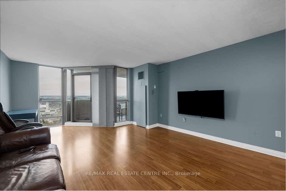 The Sands Condo, Halton Hills