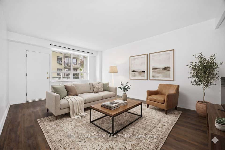 88 Bernard Avenue #206, Toronto, ON M5R 1R7