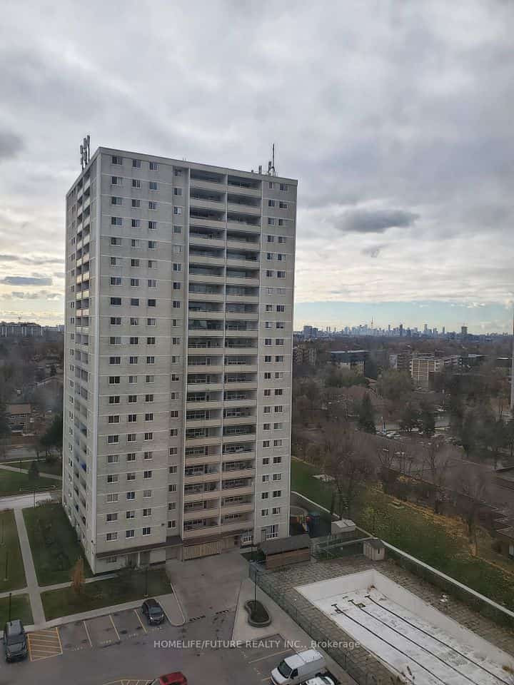 1360 York Mills Road #1405, Toronto, ON M3A 2A3