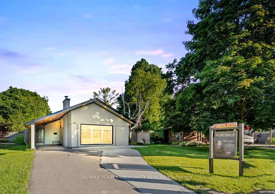 23 Penetang Crescent, Toronto, ON M1K 4Y4