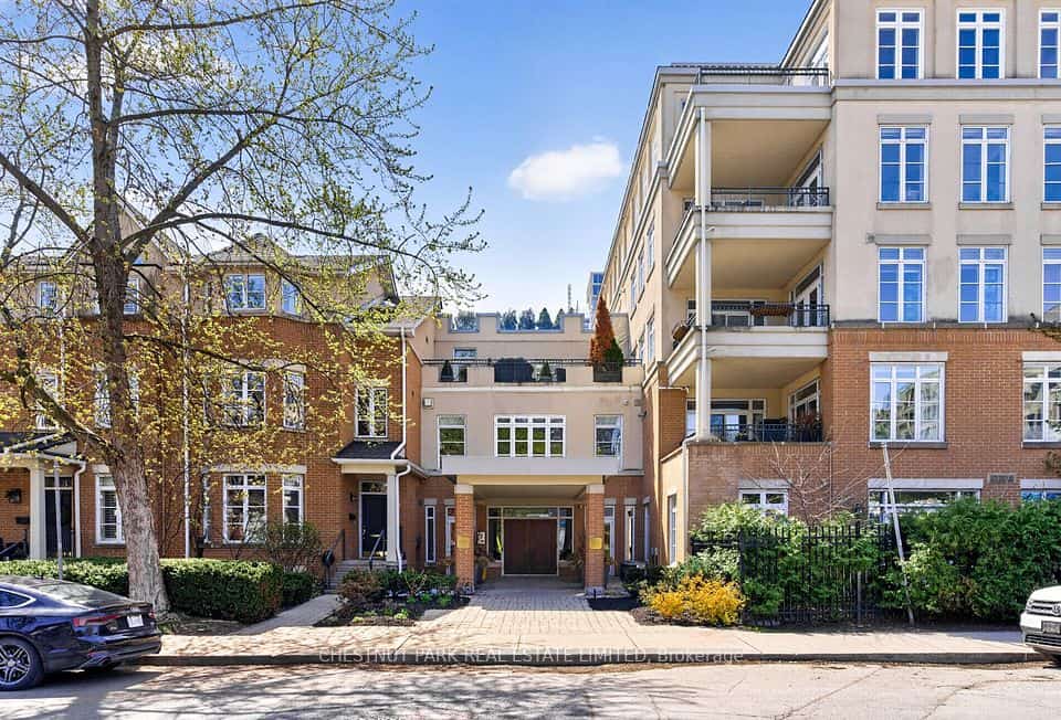 21 Shaftesbury Avenue #203, Toronto, ON M4T 3B4