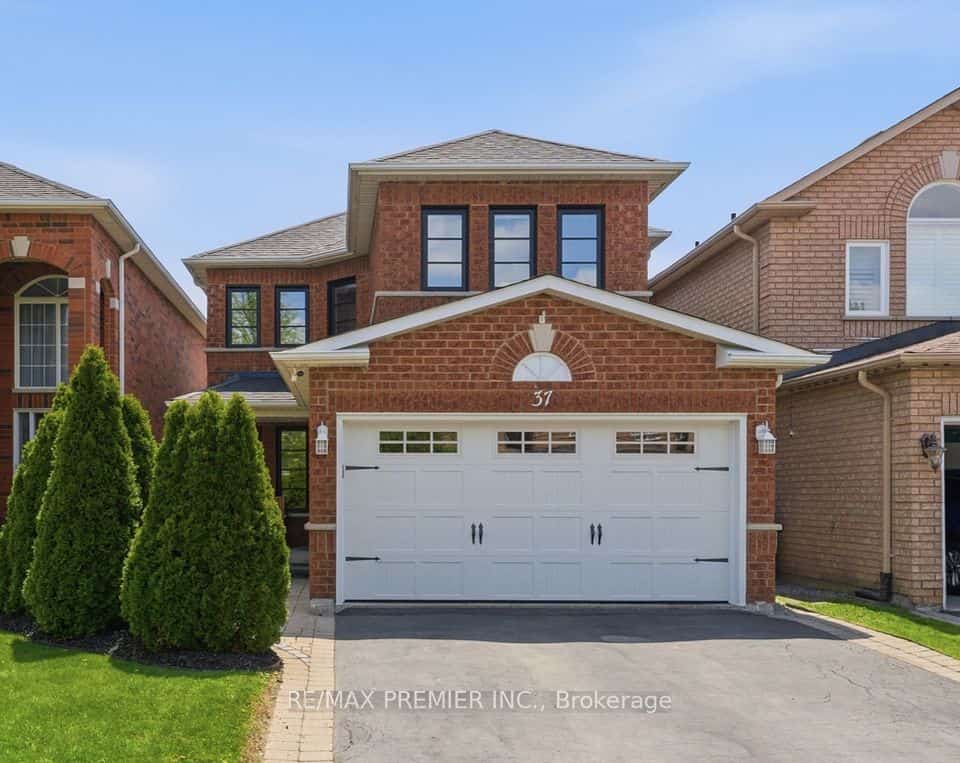 37 Princeton Gate, Vaughan, ON L6A 2R7