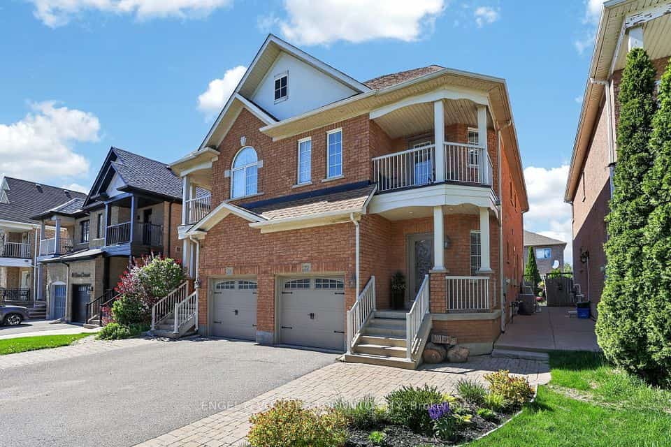 22 Ozner Crescent, Vaughan, ON L4H 0E2