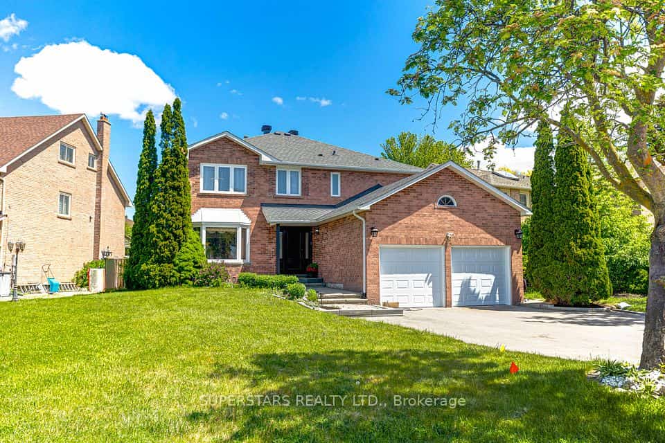 22 West Side Drive, Markham, ON L3P 7J4