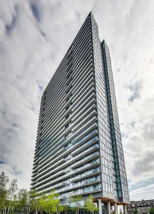 105 The Queensway #2205, Toronto, ON M6S 5B5