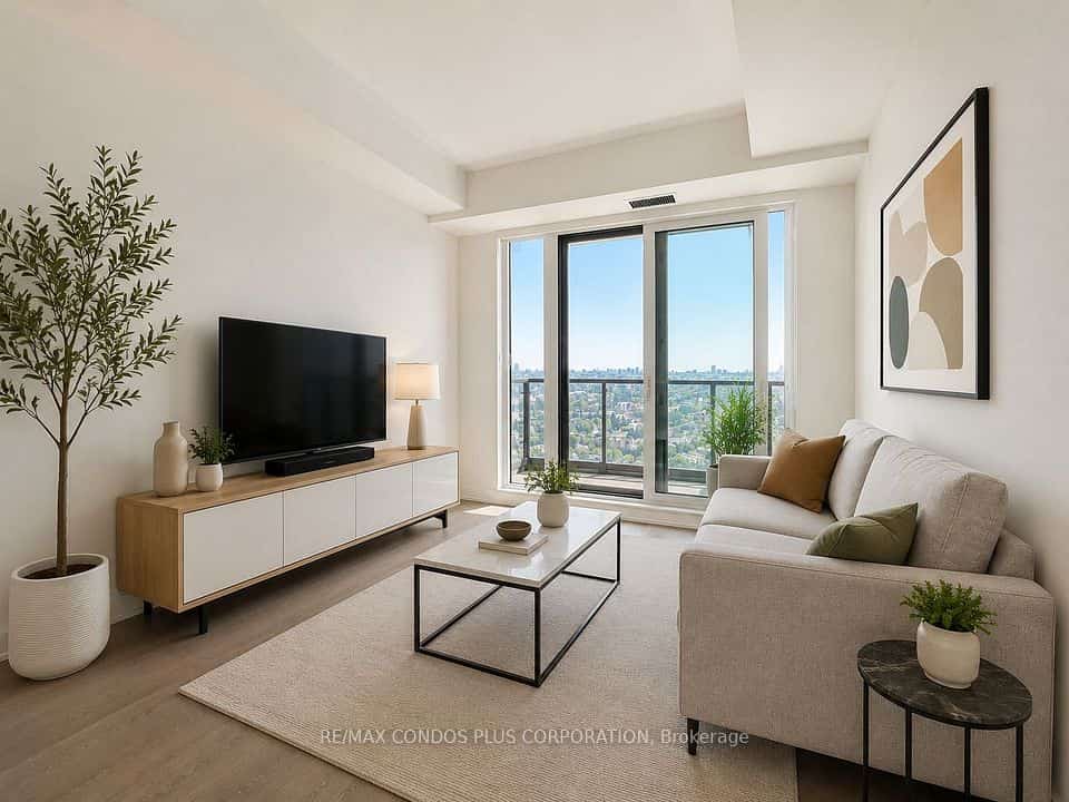 108 Peter Street #3701, Toronto, ON M5V 2G7
