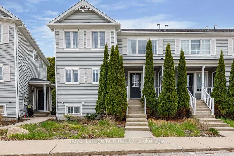9 Royalton Lane, Collingwood, ON L9Y 5K4