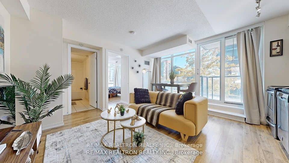 20 Joe Shuster Way, Toronto