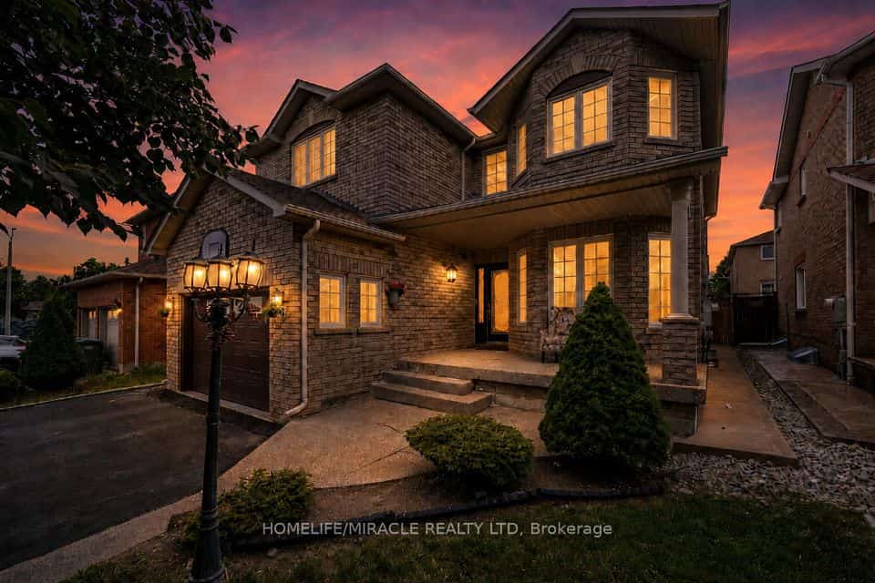 72 Lockwood Road, Brampton, ON L6Y 5C6