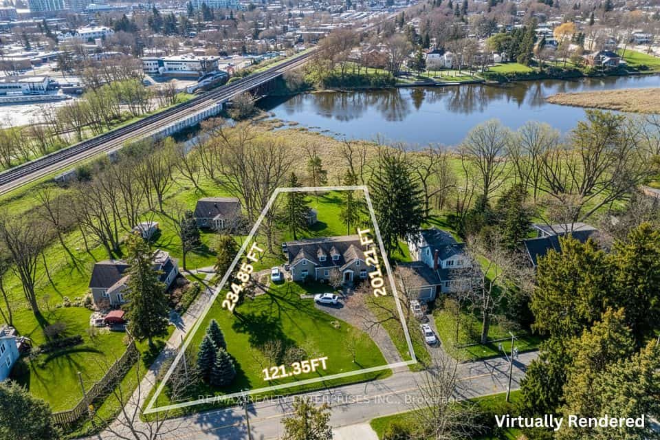 1168 Stavebank Road, Mississauga, ON L5G 2V2
