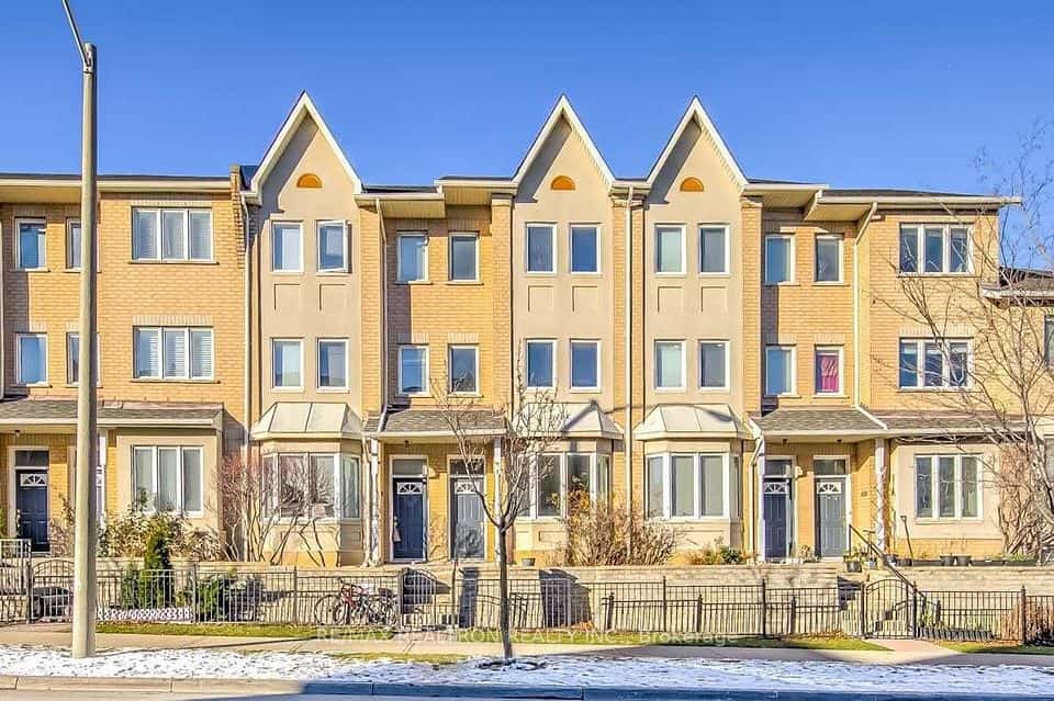28 Rosebank Drive, Toronto