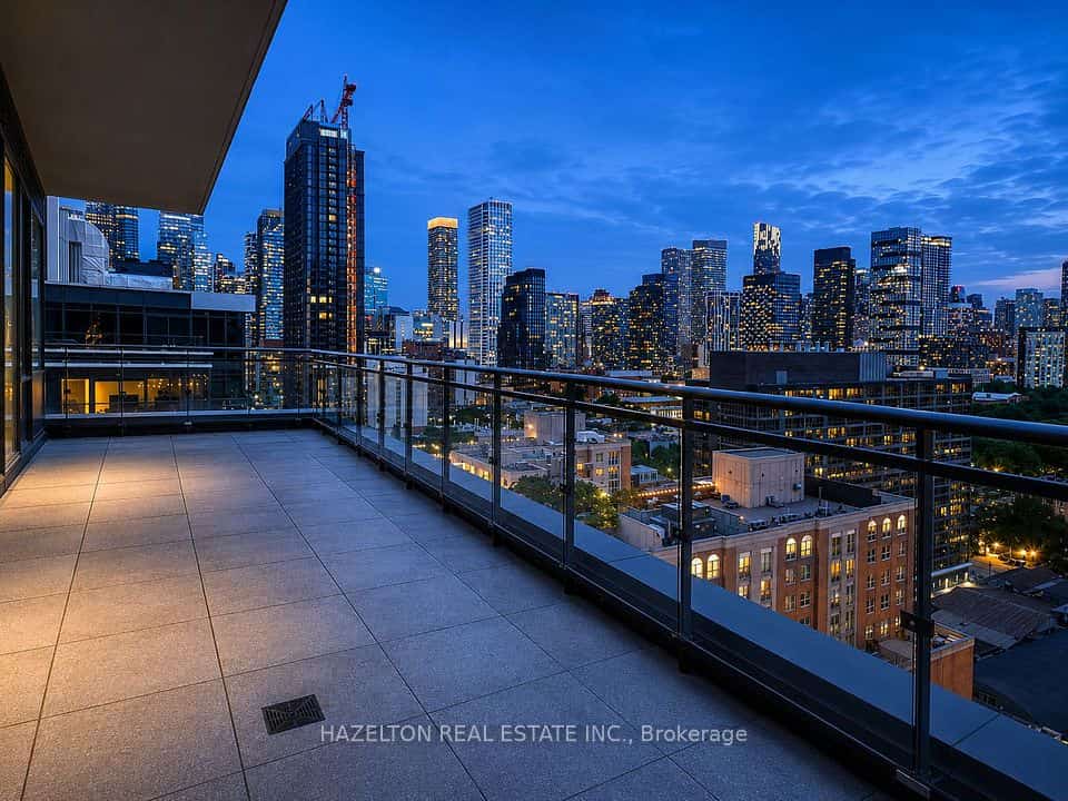 Axiom Condos, Toronto