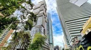 55 Charles Street E #TH05, Toronto, ON M4Y 0J1