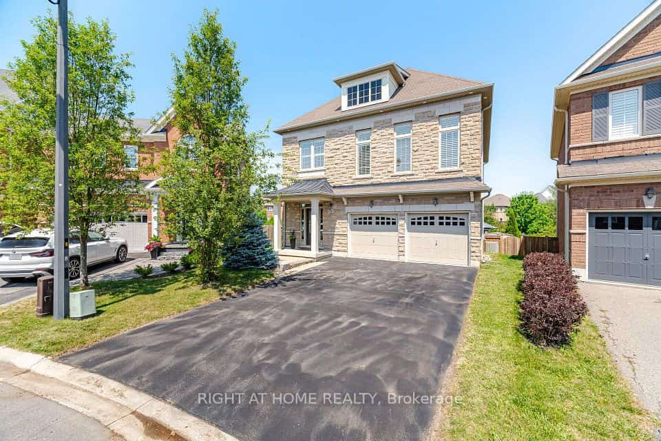 420 Nairn Circle, Milton, ON L9T 8A6