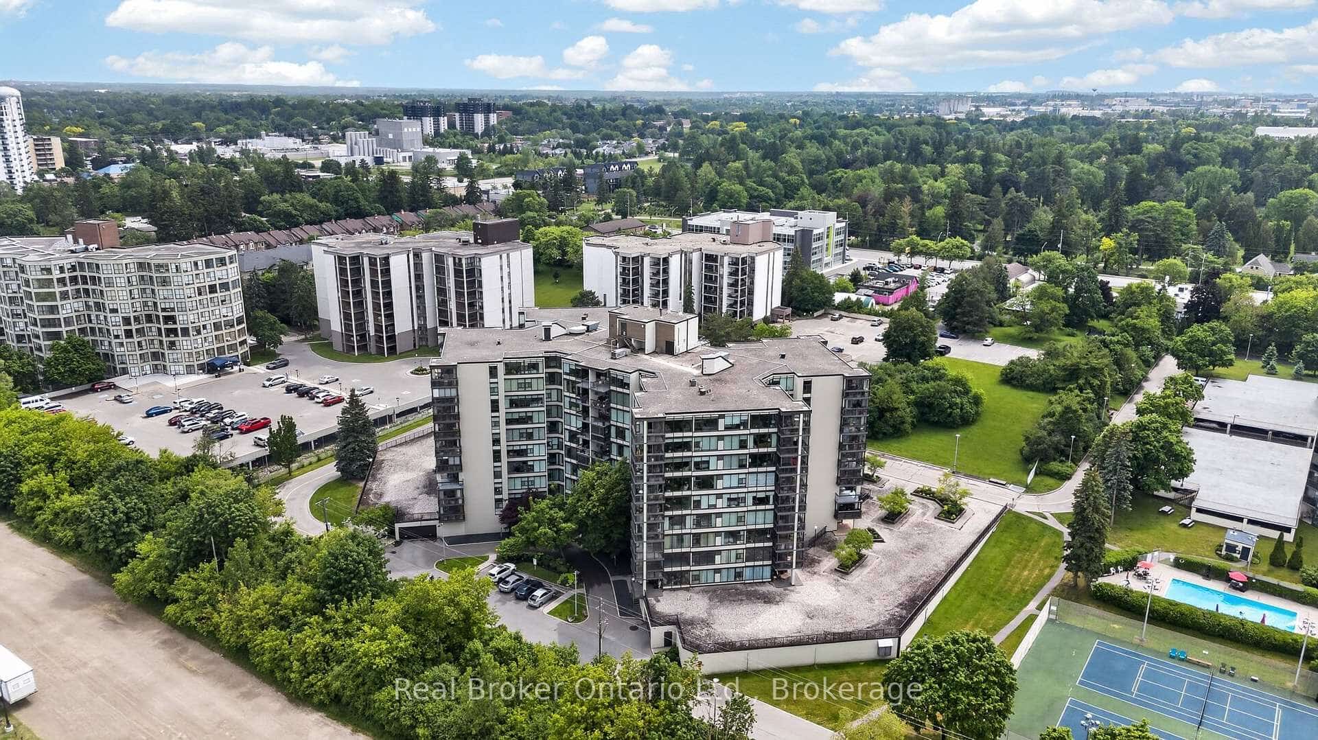 23 Woodlawn Road E #811, Guelph, ON N1H 7G6