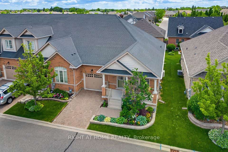 39 Lacorra Way, Brampton, ON L6R 3P2
