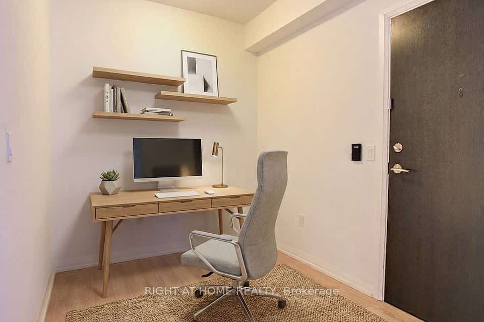 55 Ann O'reilly Road #1702, Toronto, ON M2J 0E1