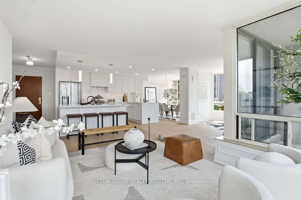 1320 Islington Avenue #601, Toronto, ON M9A 5C6