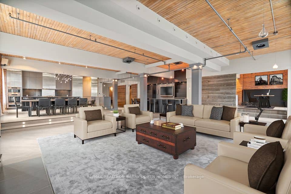 468 Wellington Street W, Toronto