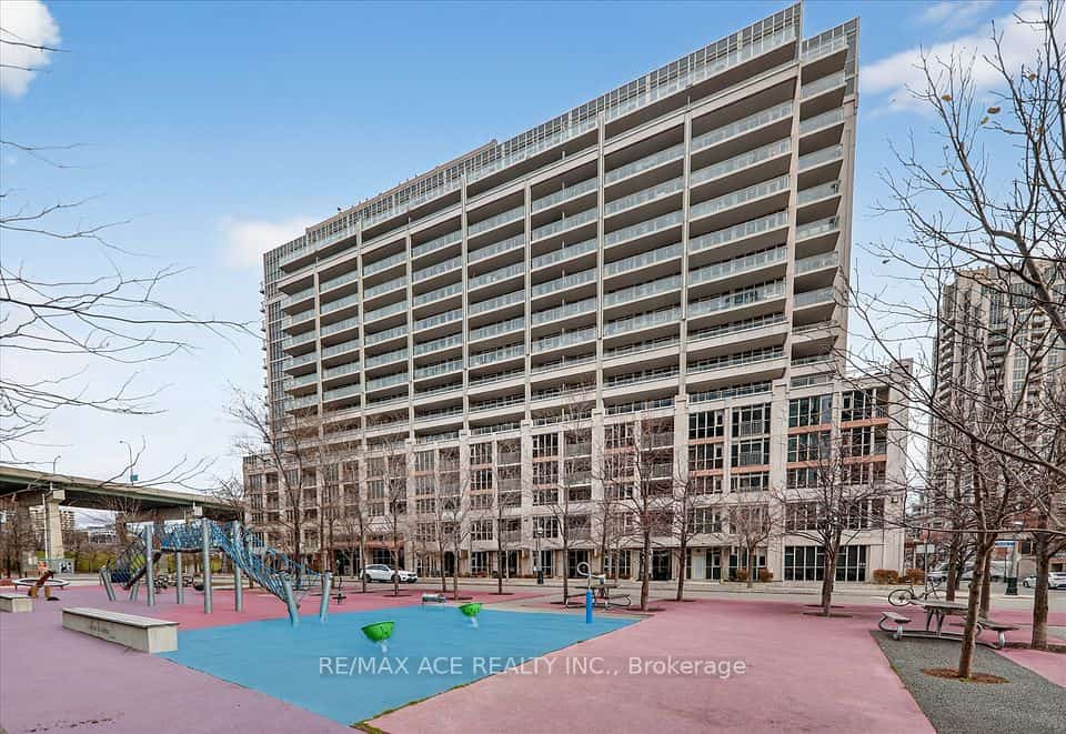 35 Bastion Street #706, Toronto, ON M5V 0C2