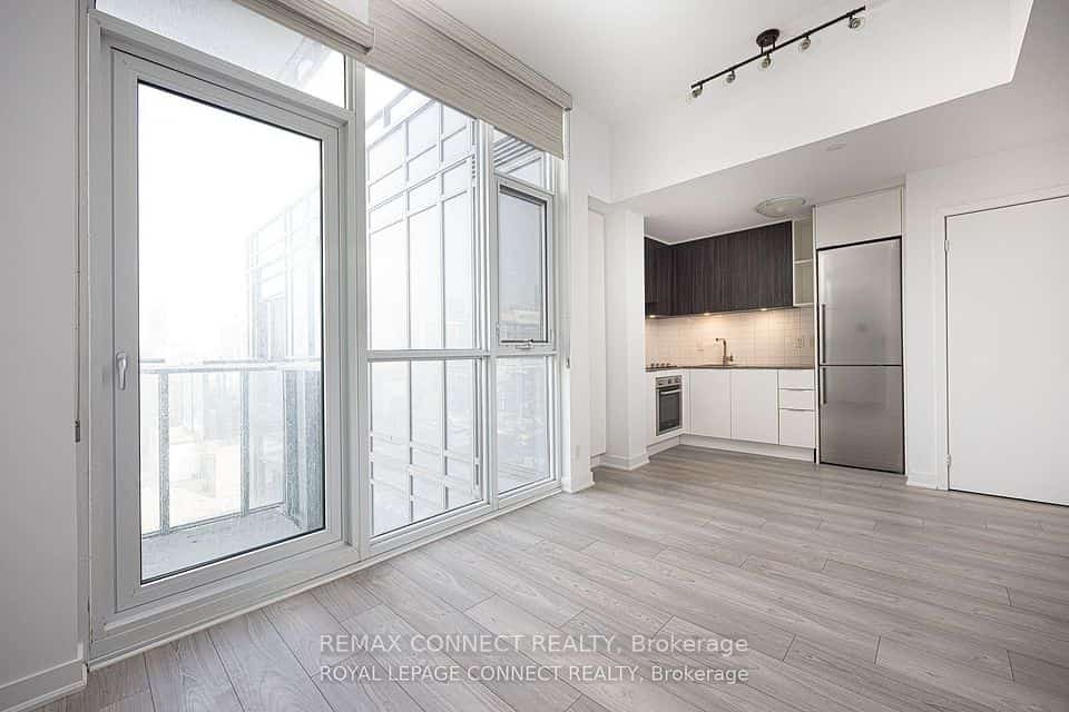 120 Parliament Street #704, Toronto, ON M5A 2Y8