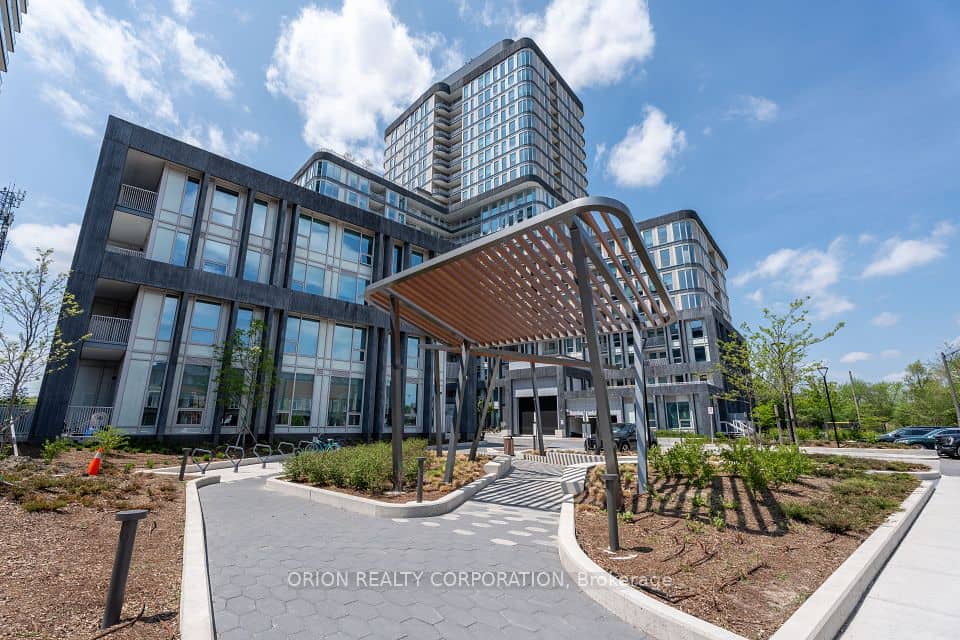 3240 William Coltson Avenue, Oakville