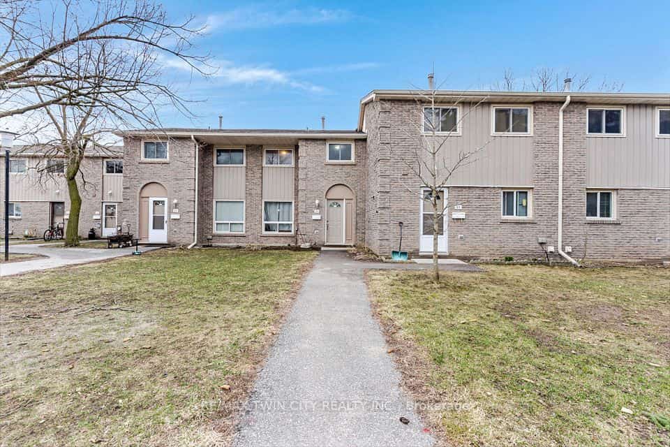 25 Upper Canada Drive #23, Kitchener, ON N2P 1G2