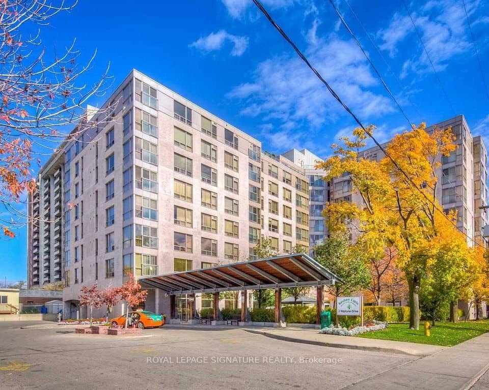 2 Neptune Drive, Toronto
