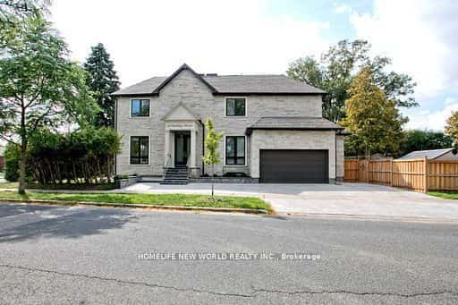 180 Goulding Avenue, Toronto, ON M2R 2P4