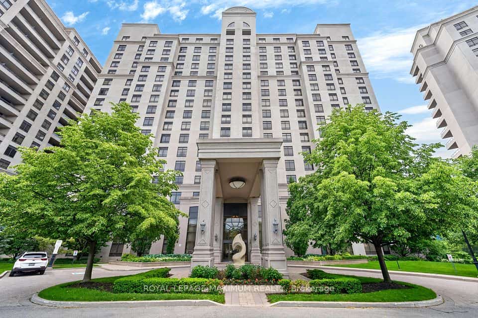 9245 Jane Street #914, Vaughan, ON L6A 0J9
