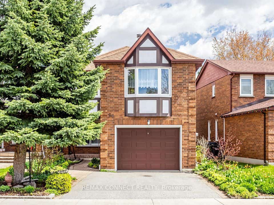 60 Starspray Boulevard, Toronto, ON M1C 4P3