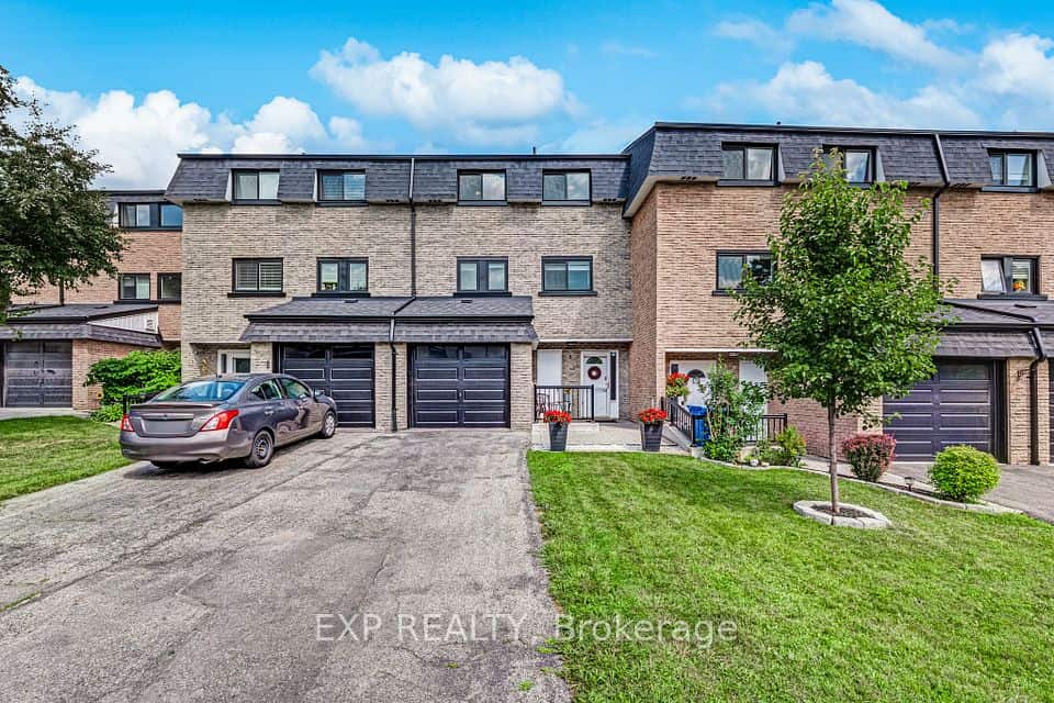 6 Poplar Crescent, Aurora, Aurora
