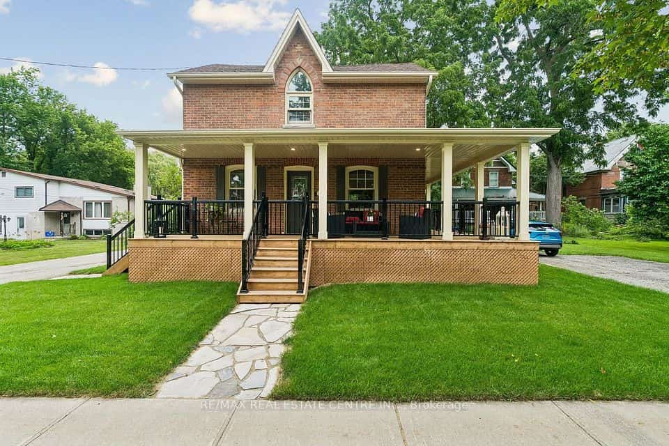 83 Centre Street N, New Tecumseth, ON L0G 1A0