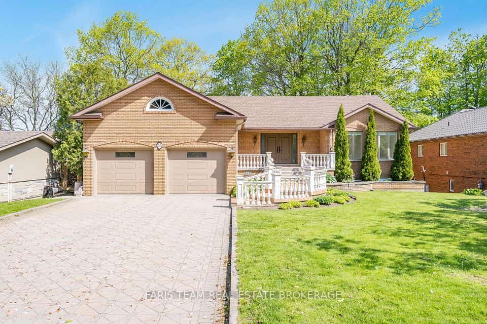 58 Woodcrest Road, Barrie, ON L4N 2V5