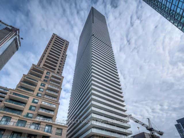 42 Charles Street E #1108, Toronto, ON M4Y 1N3