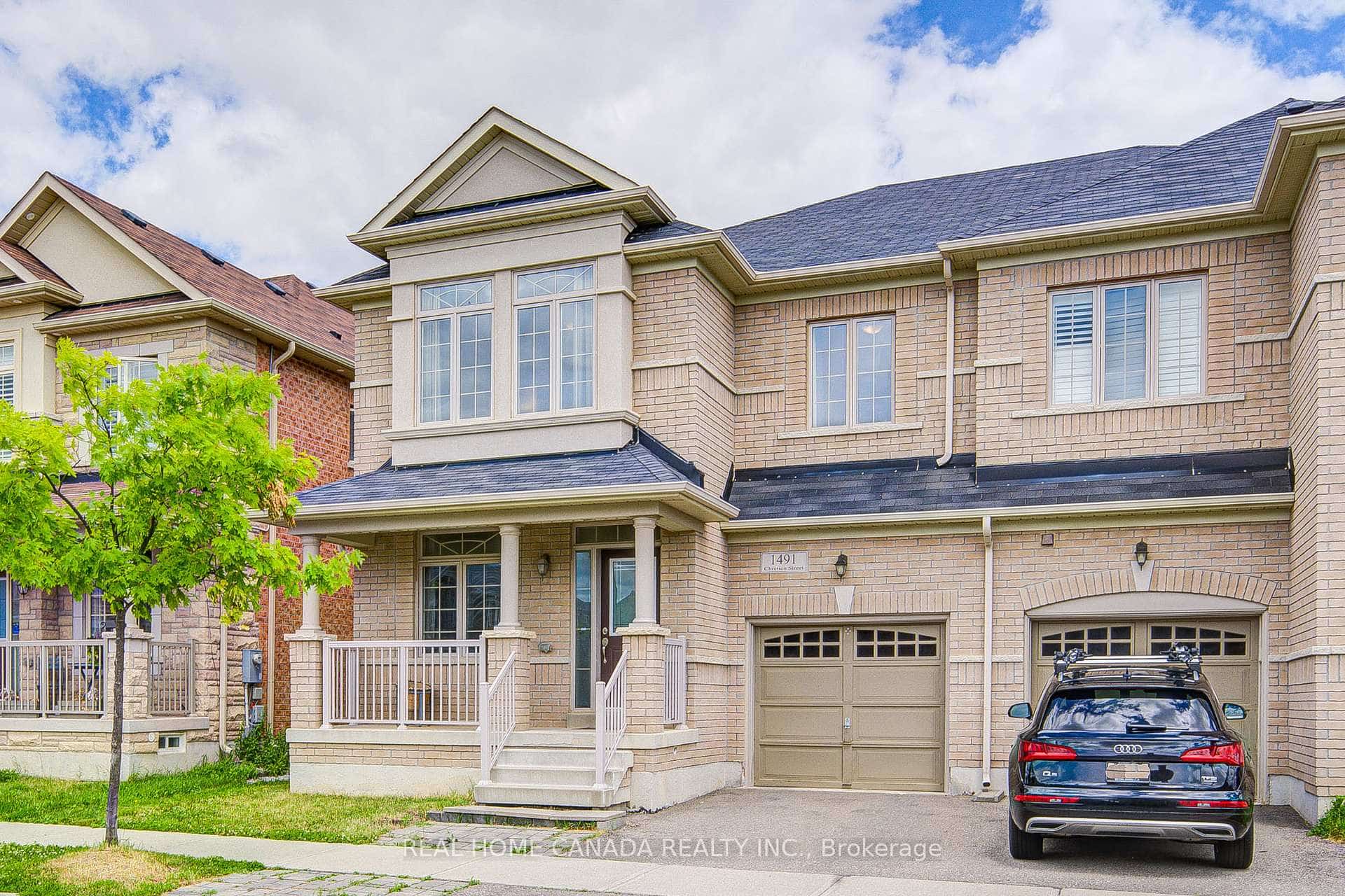 1491 Chretien Street, Milton, ON L9E 1J1