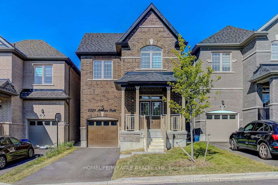 2528 Athena Path, Pickering, ON L1X 0M4