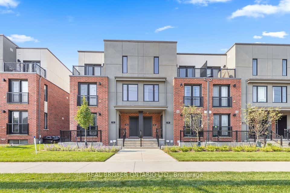 99 Roger Street #50, Waterloo, ON N2J 0G1
