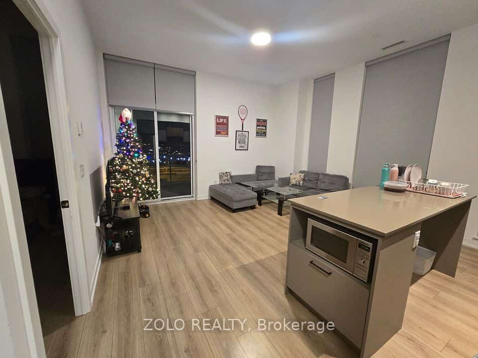 10 Lagerfeld Drive #604, Brampton, ON L7A 5L3