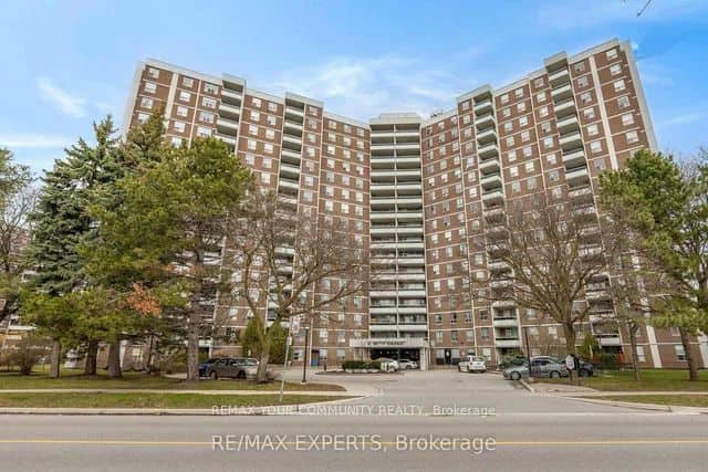 5 Shady Golfway, Toronto