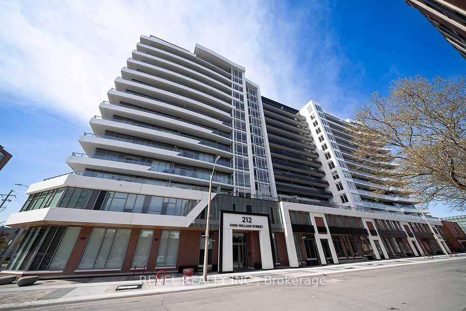 212 King William Street #823, Hamilton, ON L8R 3N9