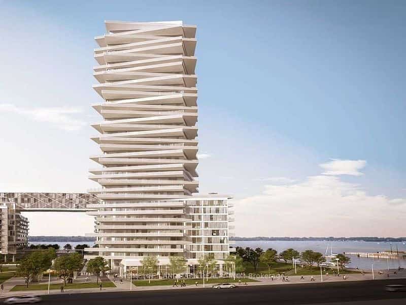 15 Queens Quay E #1502, Toronto, ON M5E 0A4