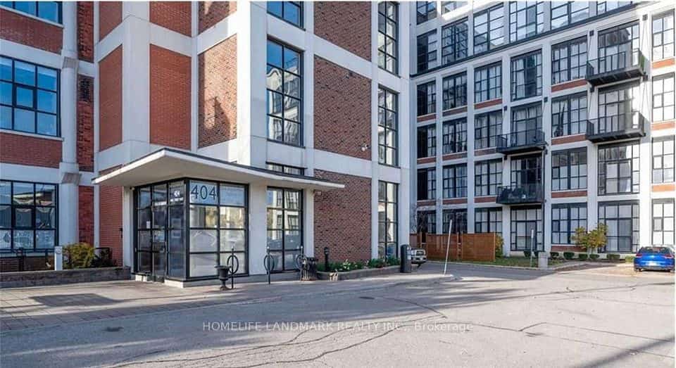 404 King Street W #422, Kitchener, ON N2G 2L5