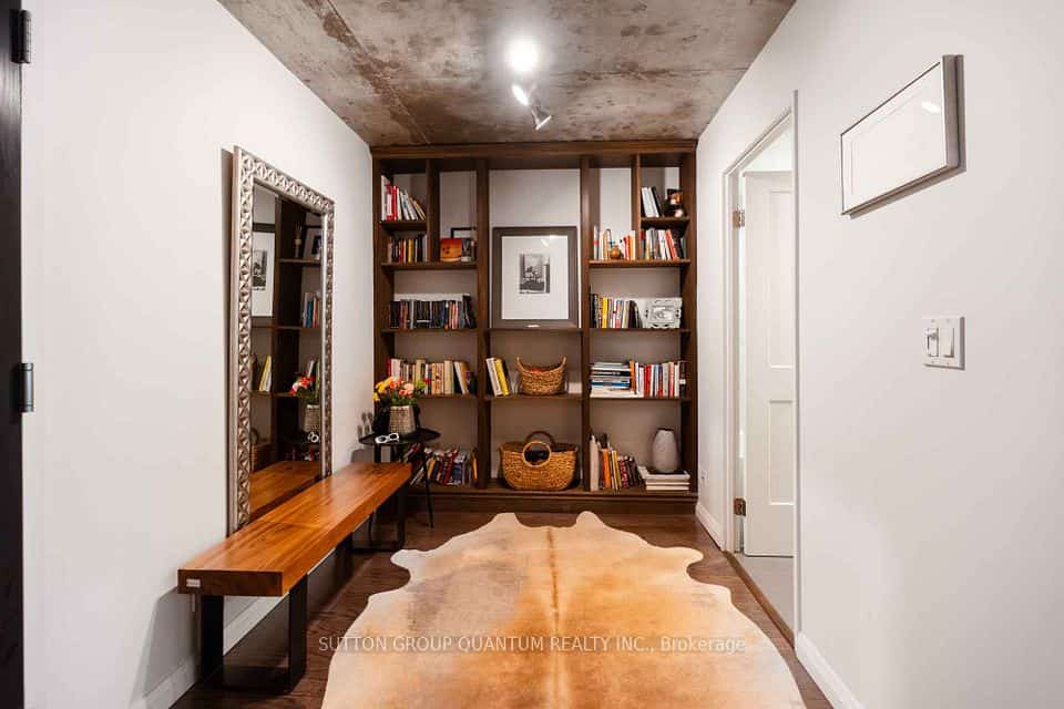 1005 King Street W #502, Toronto, ON M6K 3M8