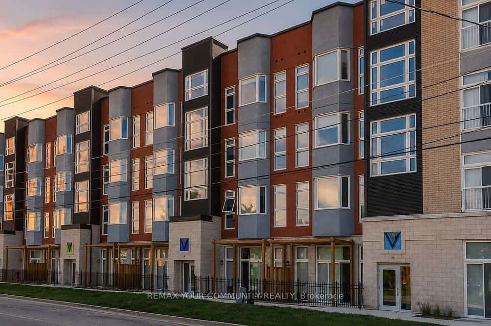 253 Albert Street #114, Waterloo, ON N2L 3T7