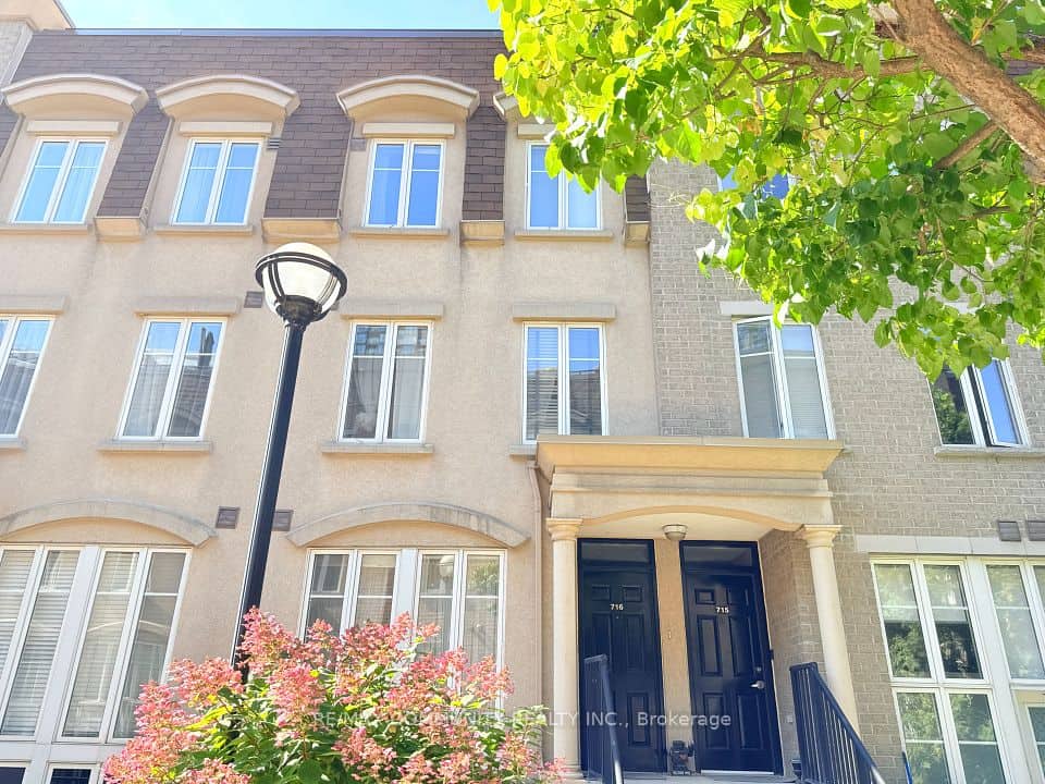 42 Western Battery Road, Toronto