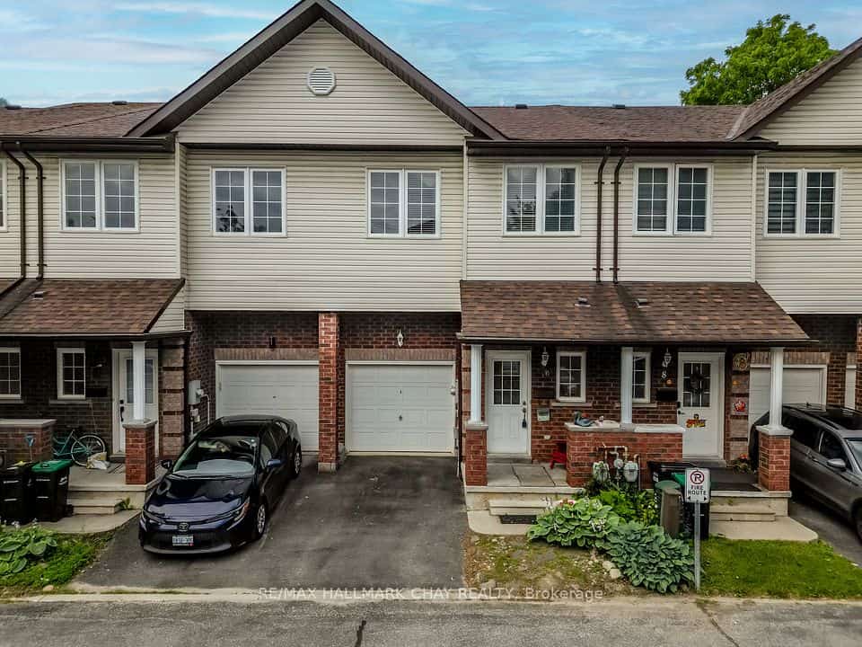 488 Yonge Street #9, Barrie, ON L4N 4E2