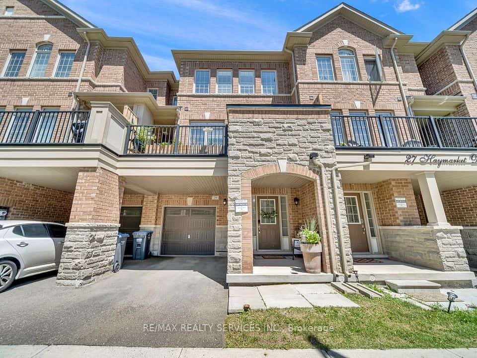 29 Haymarket Drive, Brampton, ON L7A 5C3