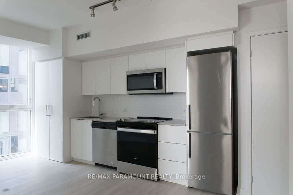 30 Tretti Way, Toronto
