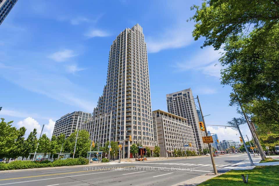 628 Fleet Street, Toronto